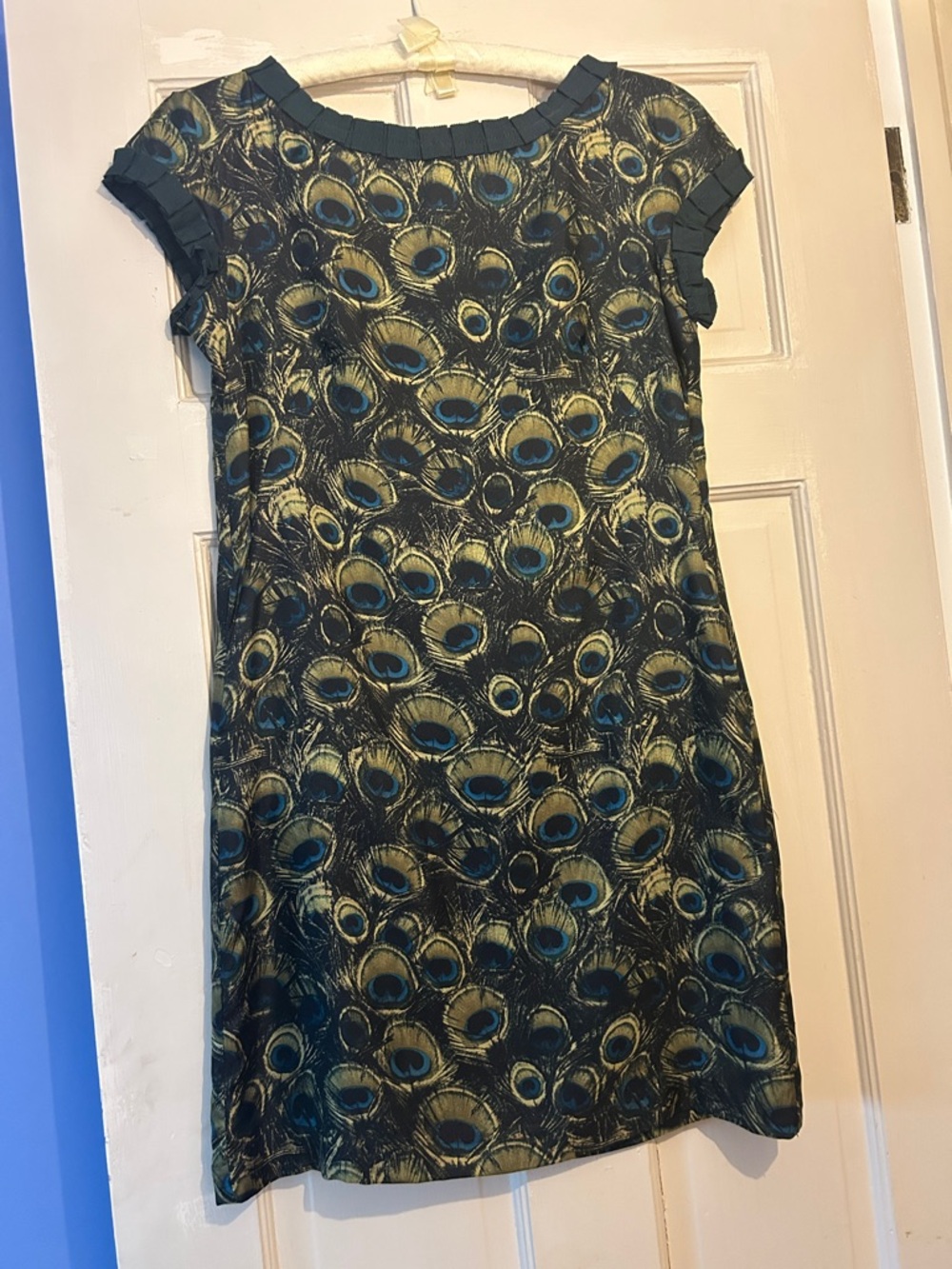 Milky New York Peacock Print Cap-Sleeve Dress in Teal and Gold size 0